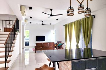 Parkfield Residences, Tropicana Heights