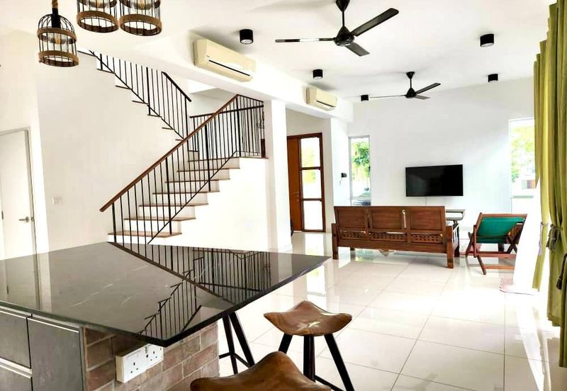 Parkfield Residences, Tropicana Heights