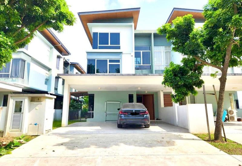Parkfield Residences, Tropicana Heights