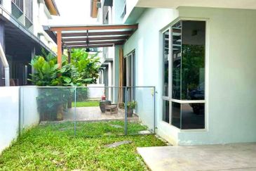 Parkfield Residences, Tropicana Heights