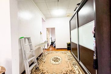 Bandar Tun Hussein Onn