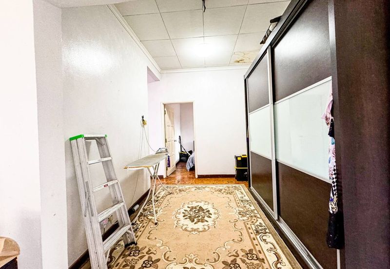 Bandar Tun Hussein Onn