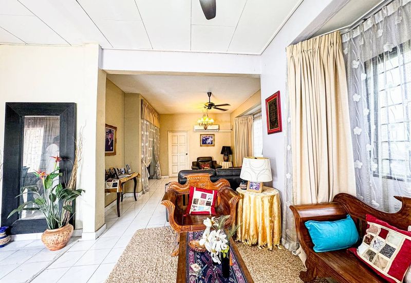 Bandar Tun Hussein Onn