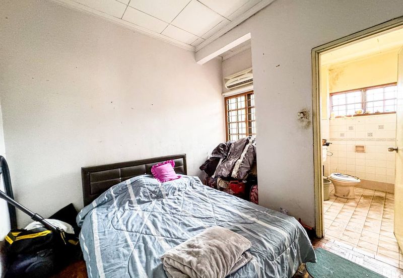 Bandar Tun Hussein Onn