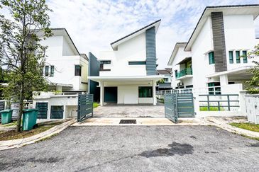 Kampung Sungai Ramal Dalam