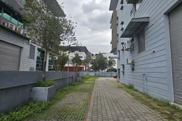 Nouvelle Industrial Park