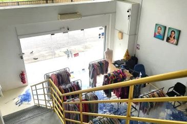 Pusat Perdagangan Maisons