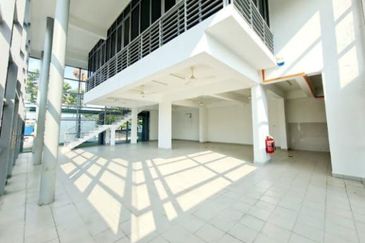 Vega Residence Cyberjaya 1.5 Storey Commercial Building For Rent