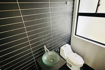 Cahaya SPK, Seksyen U9