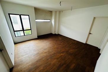 Cahaya SPK, Seksyen U9