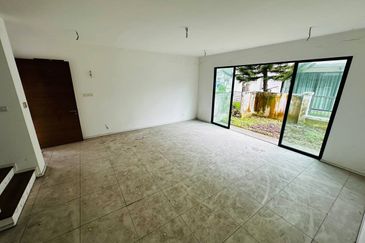 Cahaya SPK, Seksyen U9