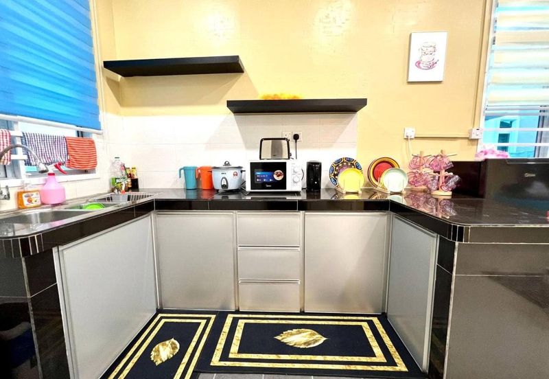 FULLY FURNISHED NICE DECO Bungalow 1.5 storey @ Taman Krubong Perdana,Melaka