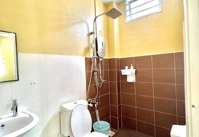 FULLY FURNISHED NICE DECO Bungalow 1.5 storey @ Taman Krubong Perdana,Melaka