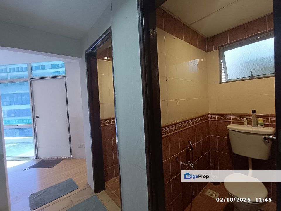 FACING MAIN ROAD Damansara Perdana Office Lot For Sale, Selangor, Petaling Jaya
