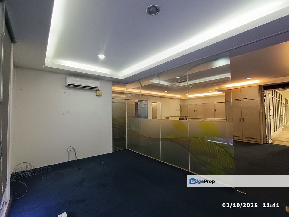 FACING MAIN ROAD Damansara Perdana Office Lot For Sale, Selangor, Petaling Jaya