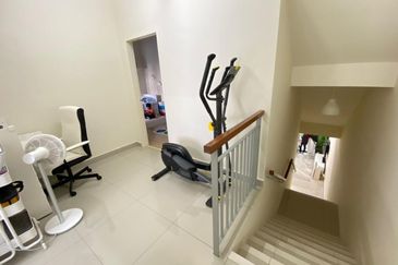 Crescent Park Townvilla