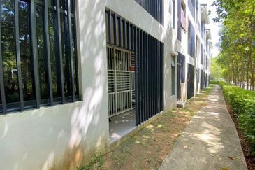 Crescent Park Townvilla