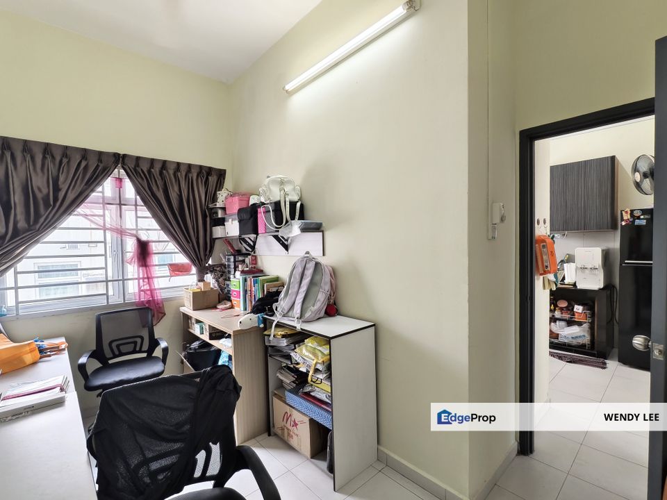 Maya Height Bandar Seri Alam Lowest Price Gated Guarded Good Environment & Convenient Location , Johor, Masai