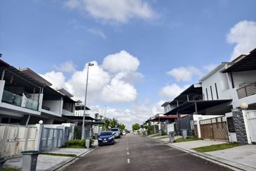 Maya Heights-Solar Series @ Bandar Seri Alam