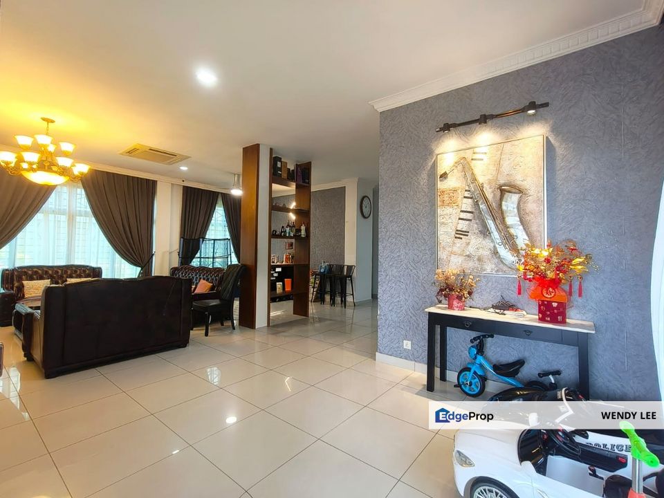 Permas Jaya Unblock View Bungalow House Low Density Gated Guarded Fully Renovated For Sale, Johor, Permas Jaya/Senibong