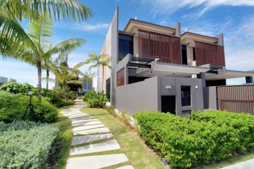 Aurora Resort Villas