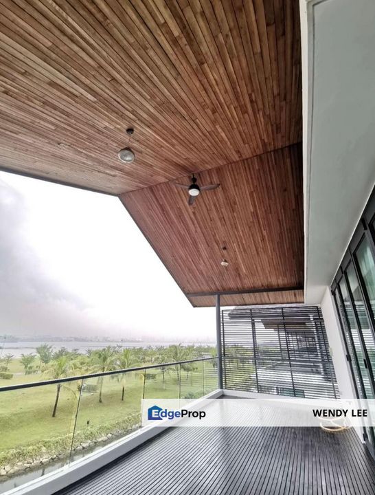 Senibong Cove Isola Grandeur 3 Storey Bungalow House Backyard with Canal View Fully Furnished with Lift For Rent, Johor, Masai