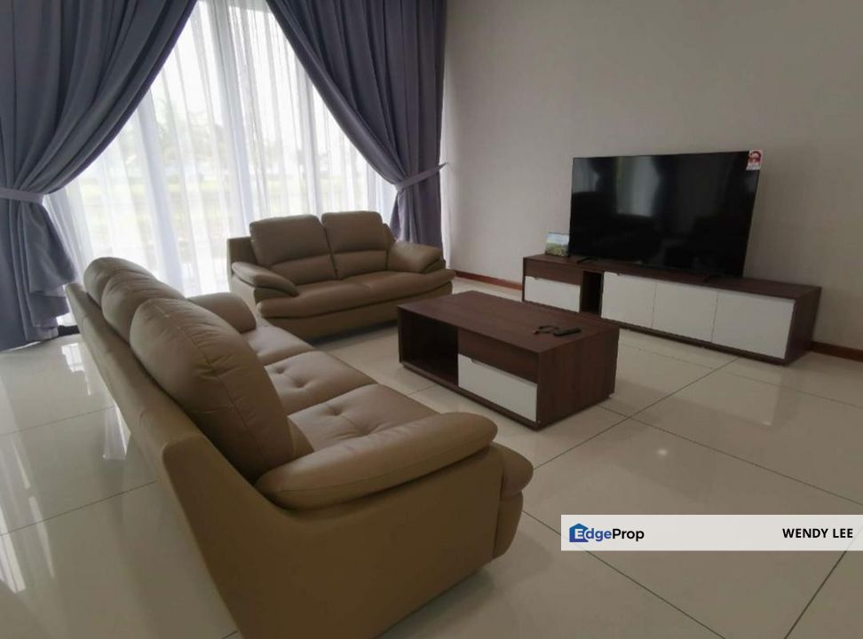 Senibong Cove Isola Grandeur 3 Storey Bungalow House Backyard with Canal View Fully Furnished with Lift For Rent, Johor, Masai