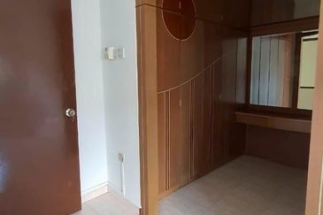 Mutiara Emas @ Taman Mount Austin