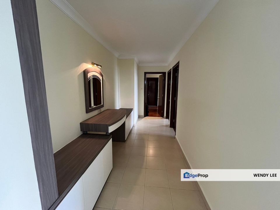 The Straits View Condo Permas Jaya High Floor Good Location Bigger Type Unit For Sale, Johor, Permas Jaya/Senibong