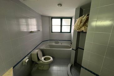 The Straits View, Bandar Baru Permas Jaya