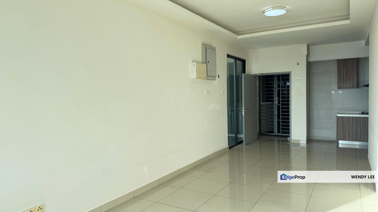 Plentong G Residence Lowest Asking Price 3 Bed Type ONLY RM450k with 2 Parking Lot Unit For Sale, Johor, Johor Bahru