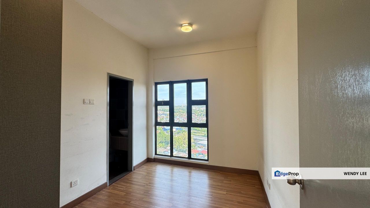 Plentong G Residence Lowest Asking Price 3 Bed Type ONLY RM450k with 2 Parking Lot Unit For Sale, Johor, Johor Bahru