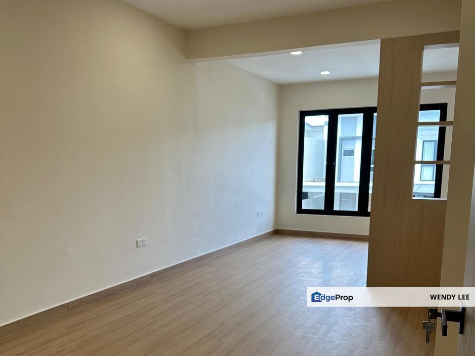 Ayera Residence | nearby Permas Jaya | Double Storey Terrace House | Renovated | Easy Access to JB CIQ, Johor, Masai