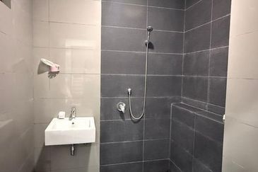 The Canal Garden South, Horizon Hills