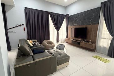 The Canal Garden South, Horizon Hills