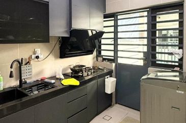 The Canal Garden South, Horizon Hills