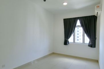 Meridin Bayvue Apartment