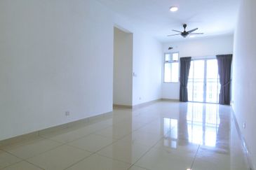 Meridin Bayvue Apartment