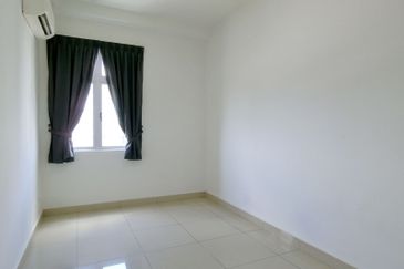 Meridin Bayvue Apartment