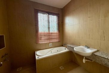 Taman Austin Perdana