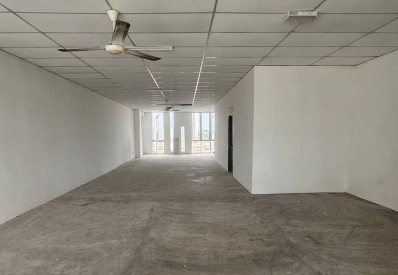 Oasis 2 @ Tropicana Danga Cove