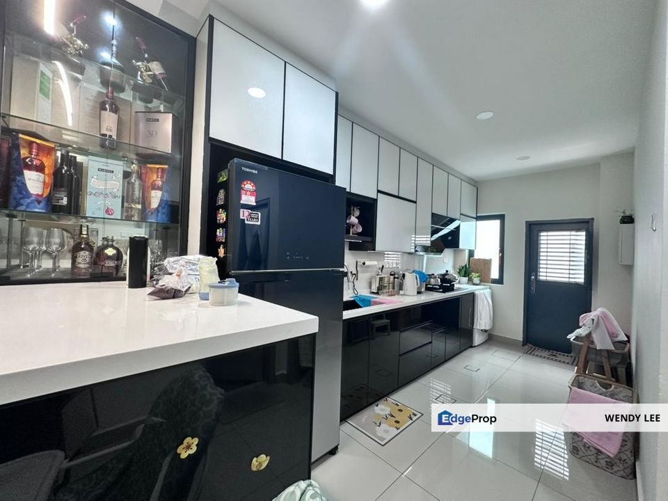 Ayera Residence | Nearby Senibong & Permas Jaya | Fully Renovated Unit | Double Storey Terrace House | For Rent, Johor, Masai