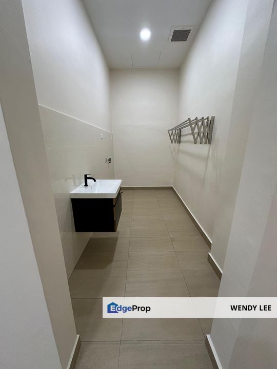 Ayera Residence | Nearby Senibong & Permas Jaya | Renovated & Fully Extended Unit | Double Storey Terrace House | For Rent, Johor, Masai