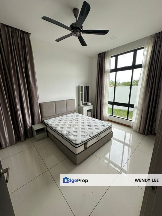 Senibong Cove | Isola Grandeur | 3 Storey Bungalow House | Fully Furnished For Rent, Johor, Masai