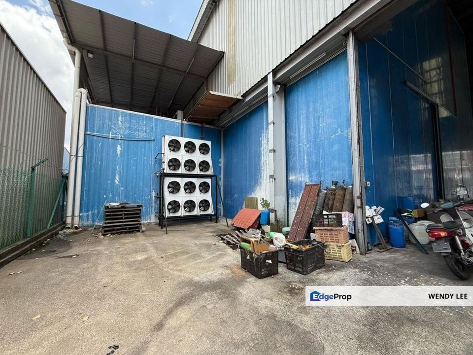 Impian Emas Area | Jalan Selatan | With Large Industrial Cold Room | Light Industry | Detached Factory | For Sale, Johor, Skudai