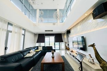 Somerset Puteri Harbour