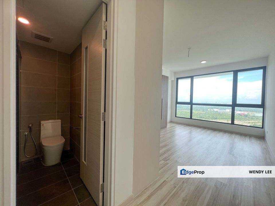 The M Macrolink Service Residence/JB Iskandar Malaysia Medini/Easy Access Tuas Second Link/Ready Building/Medini Apartment/Condo/Eco Botanic/Legoland, Johor, 