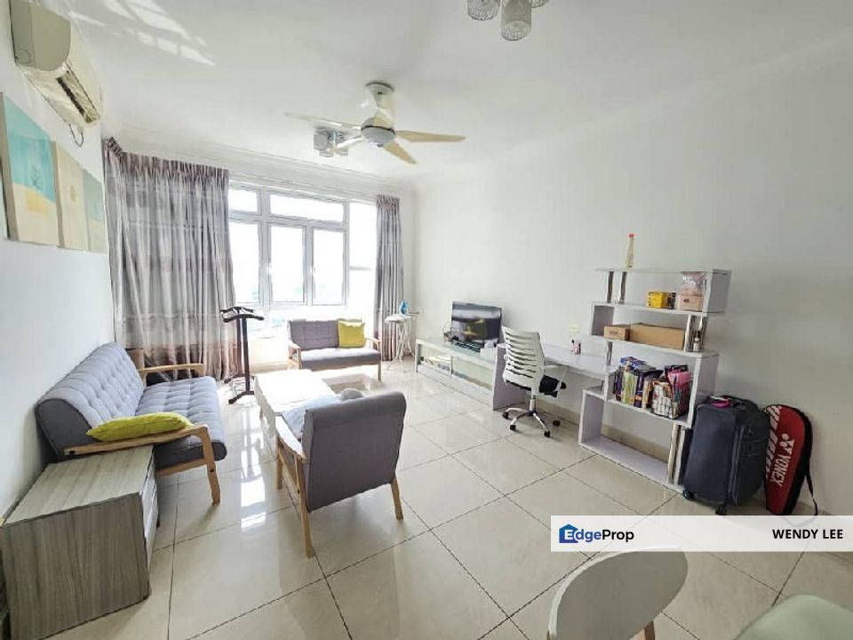 JB Town Apartment/Golden Sands Seaview Residence/Easy access to CIQ/Nearby Hospital HSA/Danga Bay/Town Area, Johor, Johor Bahru