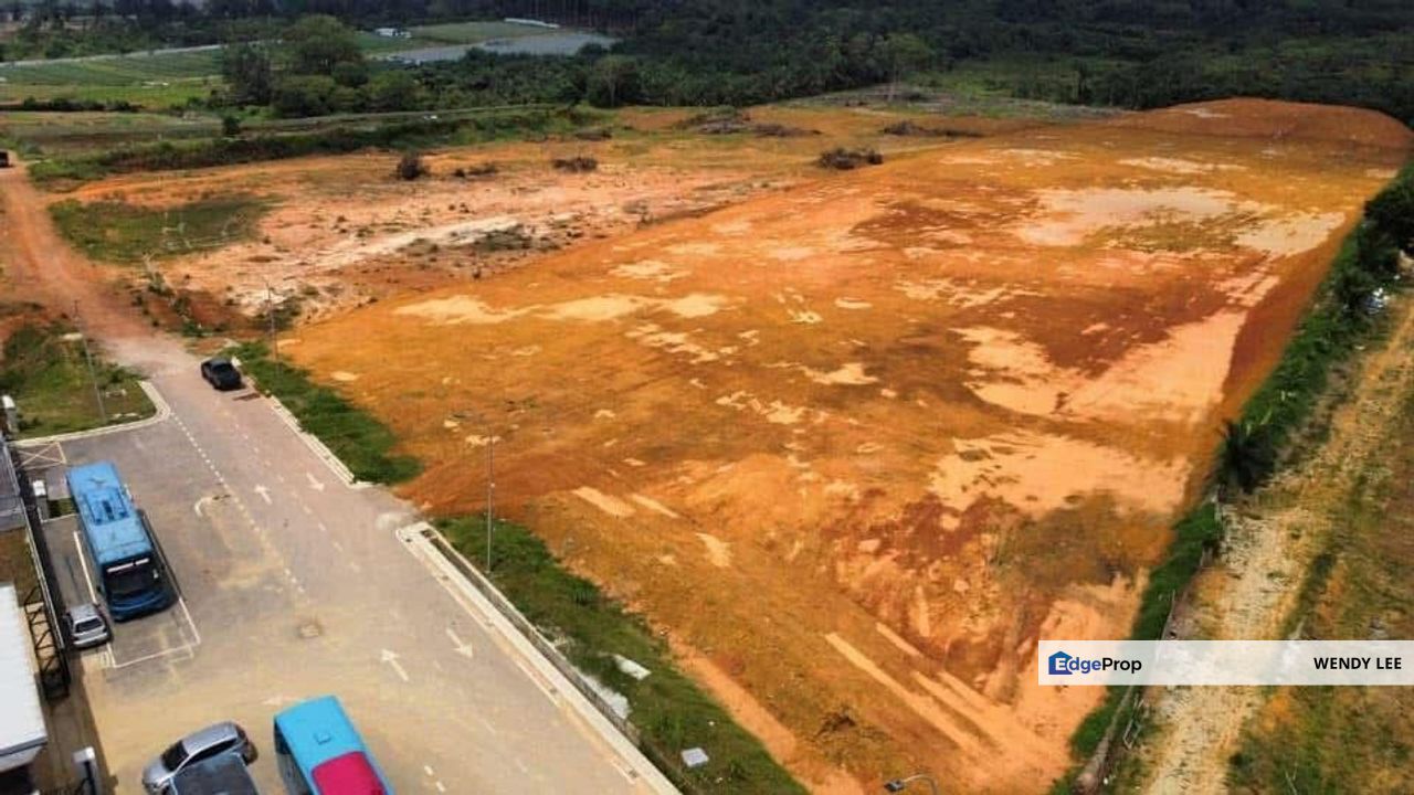 💥热门工业地点‼️马路旁‼️靠近机场‼️ 永久地契 🏭别错过士乃准工业地‼️  Senai Industry Zone Land‼️17 acres‼️Road Side‼️Best Industry Area‼️  ⚠️准工业地⚠️成熟工业区⚠️附近大段地皮好地点‼️, Johor, Senai