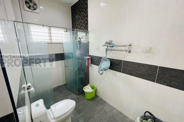 Jalan Gembira Taman Gembira 83000 Batu Pahat Johor